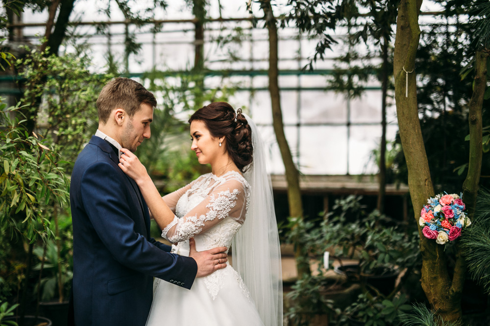 Свадебная прогулка в оранжерее Ботанического сада (фото)